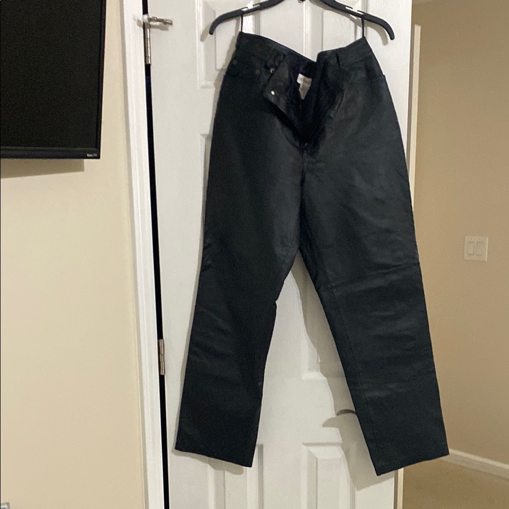 Chadwicks Black Straight Leg Pants Classic Design